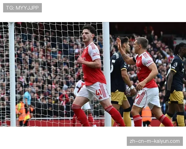 阿森纳边后卫内收填充中场，但禁区包抄点不足成短板